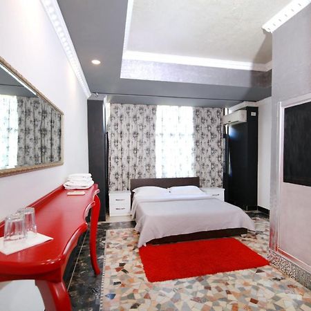 Hotel Eagle 티라나 외부 사진