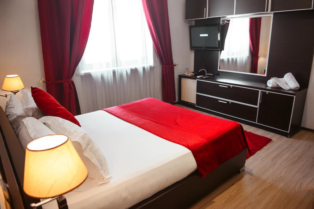 Hotel Eagle 티라나 외부 사진