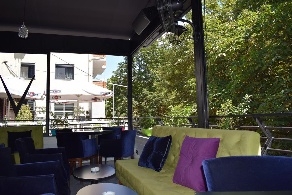 Hotel Eagle 티라나 외부 사진