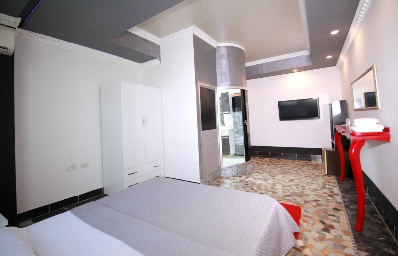 Hotel Eagle 티라나 외부 사진